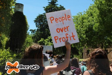 UC Davis Students Conduct Sit-in, Demanding UC Divestment from Fossil Fuels
